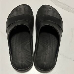 Oofos Black Slide Sandals